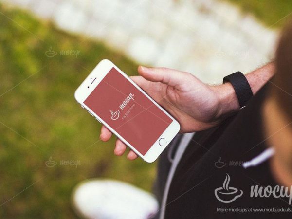 iphone-6-central-park-grass-free-psd-mockup