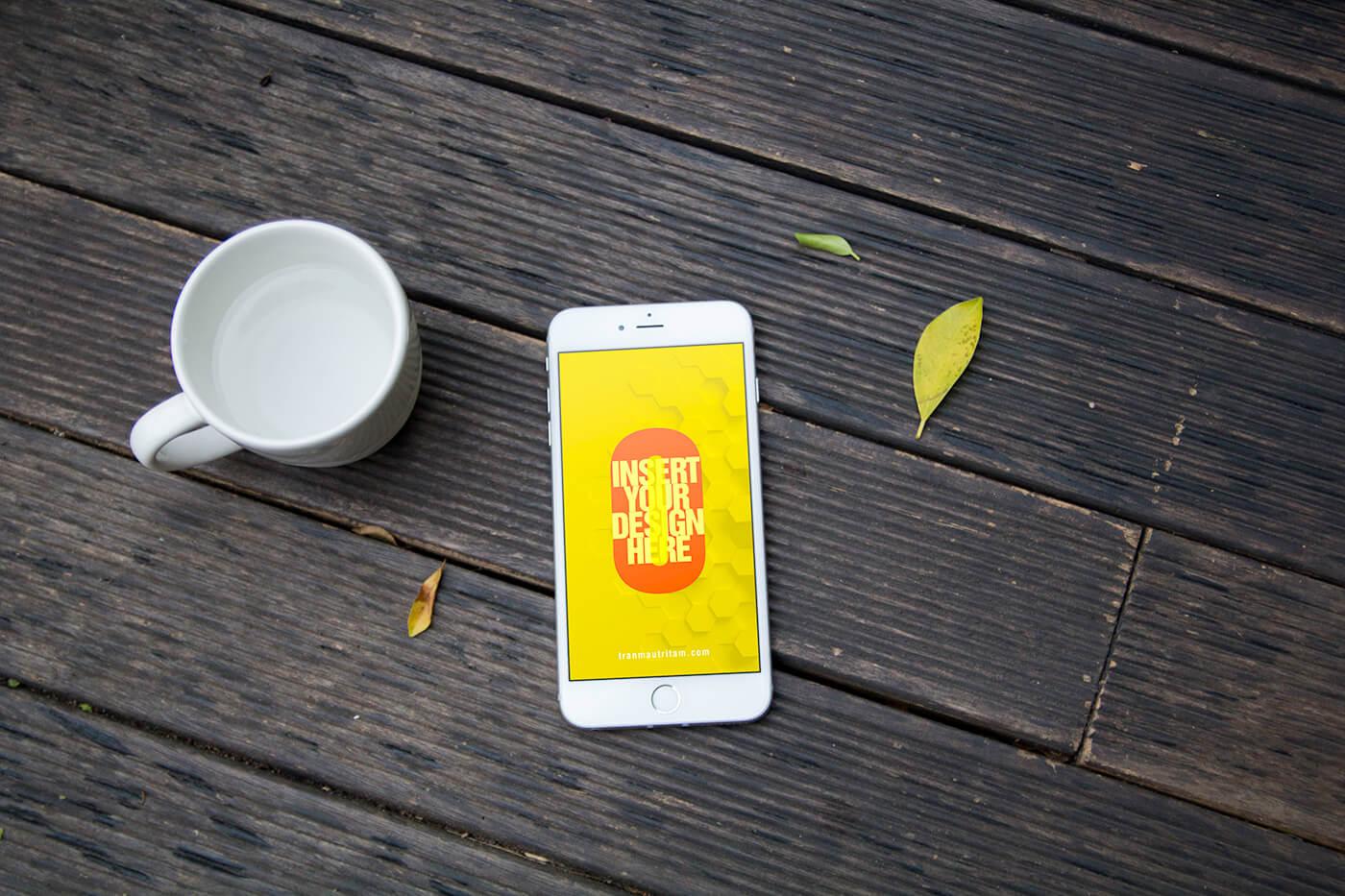 free-iphone-6-psd-mockup