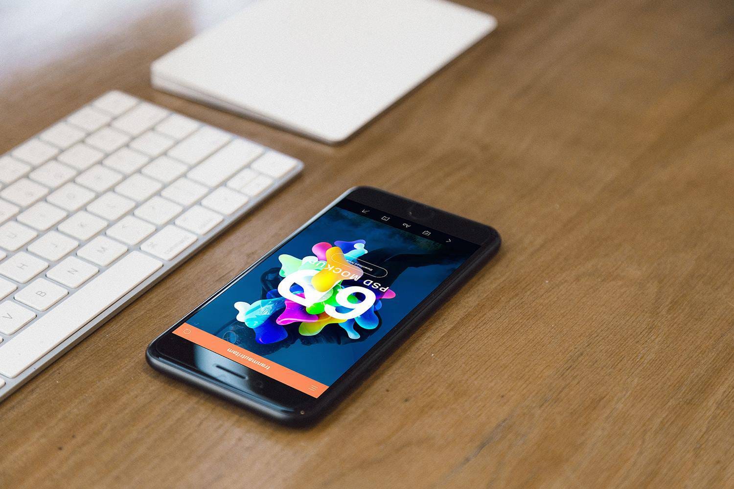 Free-iPhone-7-Realistic-PSD-Mockups-4