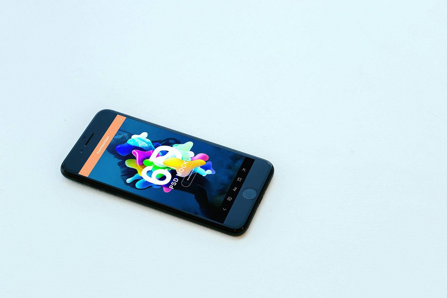 Free-iPhone-7-Realistic-PSD-Mockups-5