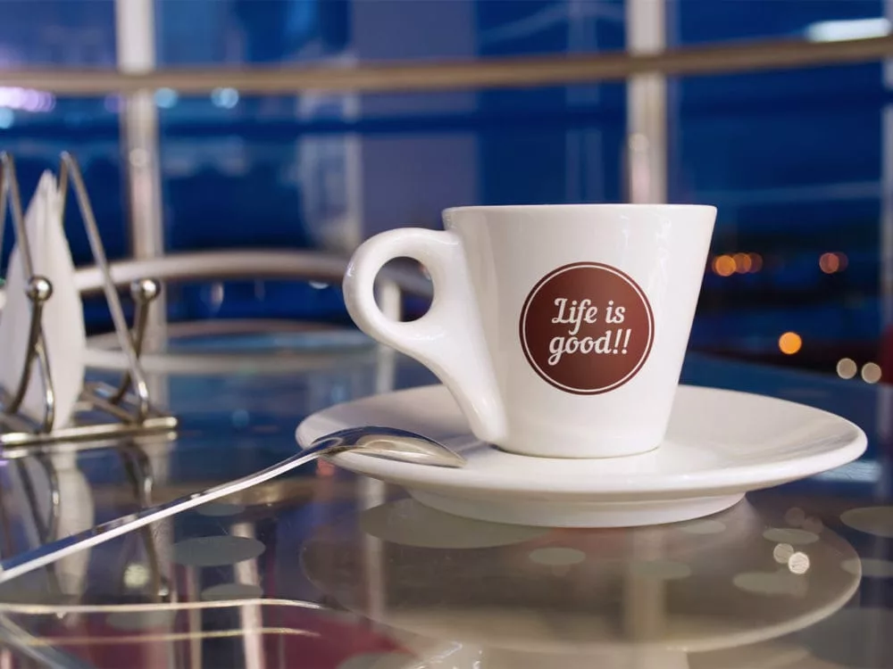 Free-Cup-Mockup-PSD