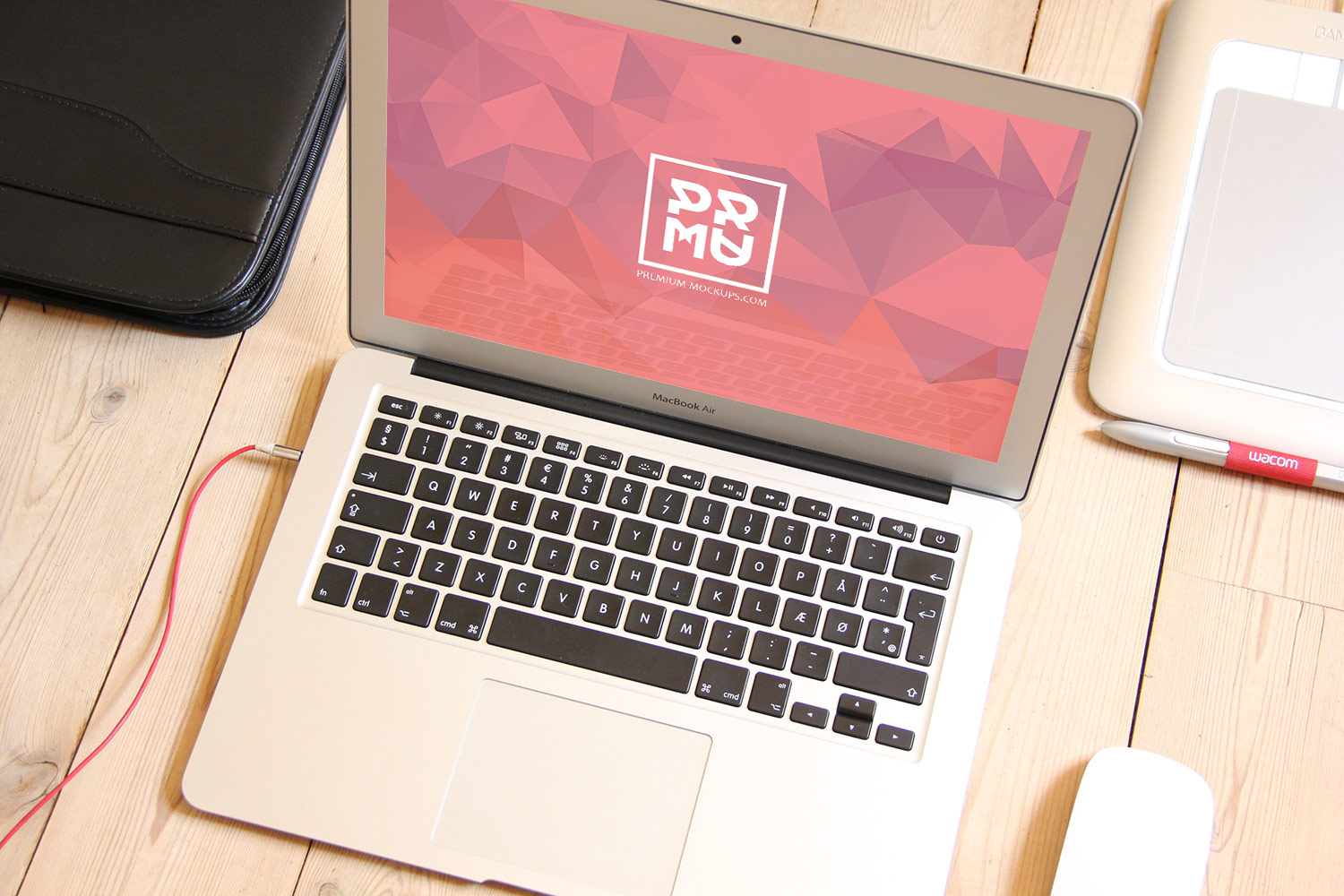 Download MacBook, iPad, iPhone - Free Mockup Set - 4 PSD's | Free ...