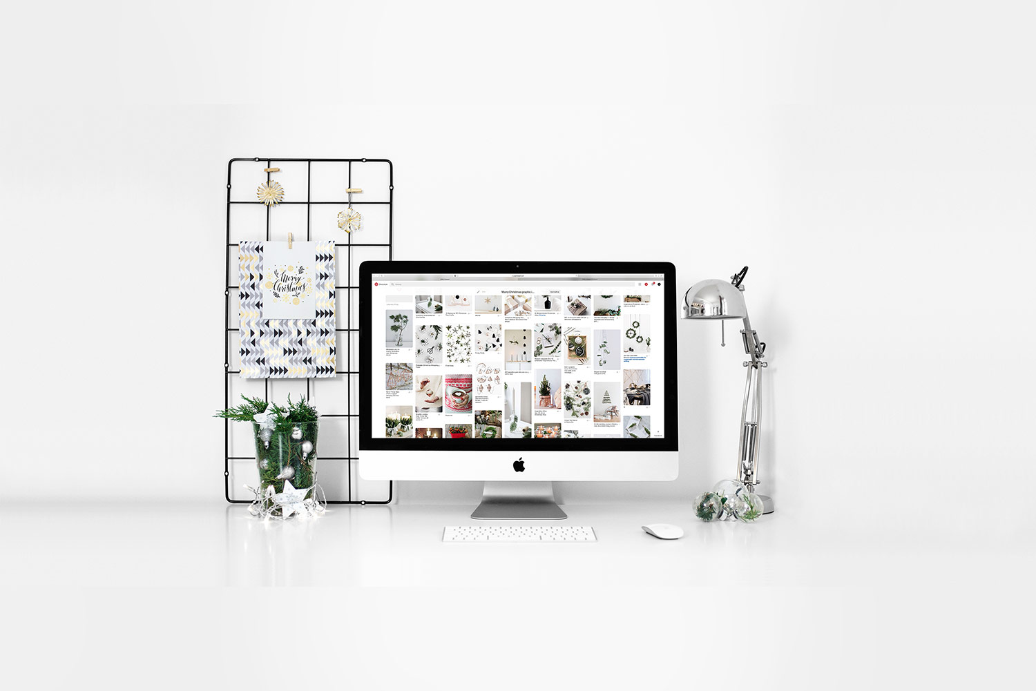 Free-Christmas-Assets-Mockup-Pack