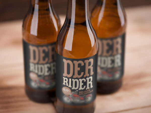 Free Beer Mock up (Demo PSD)