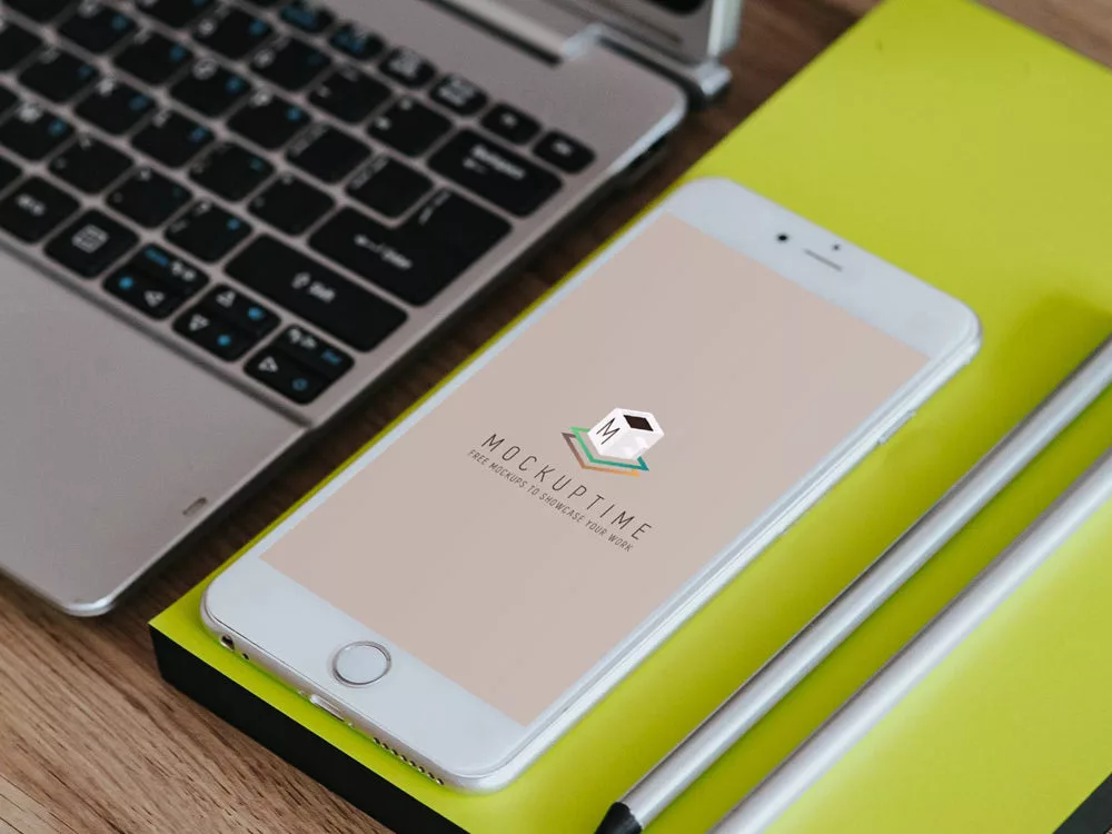Free iPhone Mockup PSD