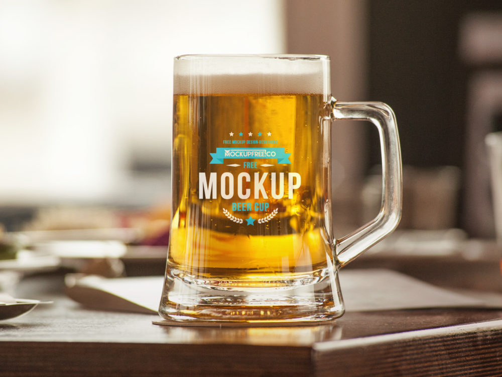 Beer cup free psd mockup | free mockup