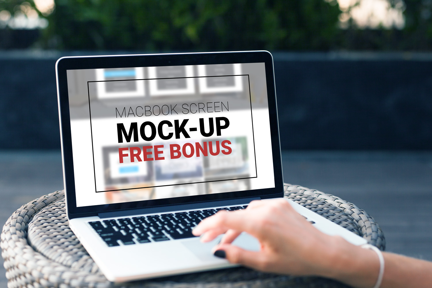 Download MacBook Pro Mock-Up | Free Mockup