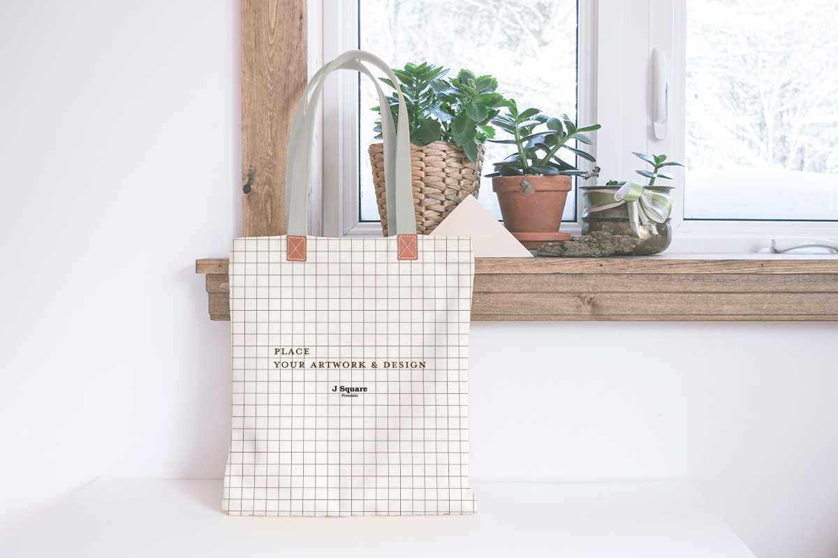 Download Tote Bag Mock Up Freebie | Free Mockup