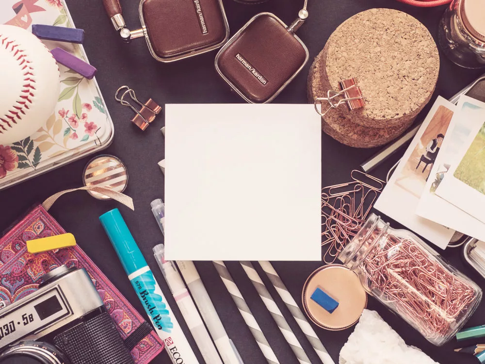 Logo Mockup Illustration Showcase