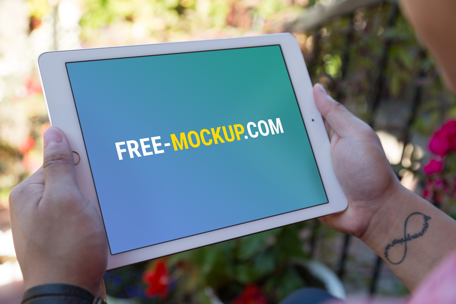 Apple-Devices-Mockup-Free-03