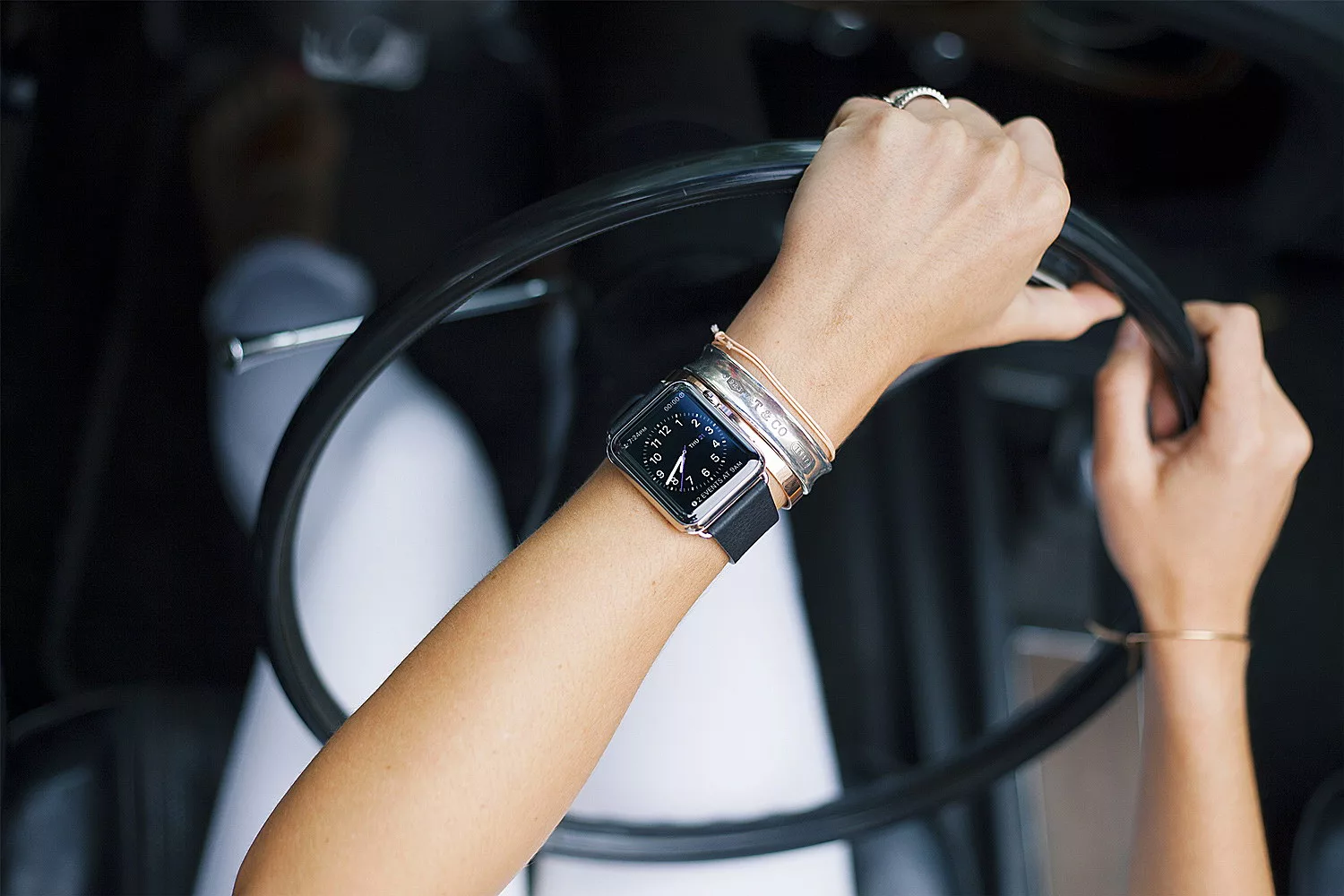 Download Apple Watch Mockup Free (9 PSD's) | Free Mockup