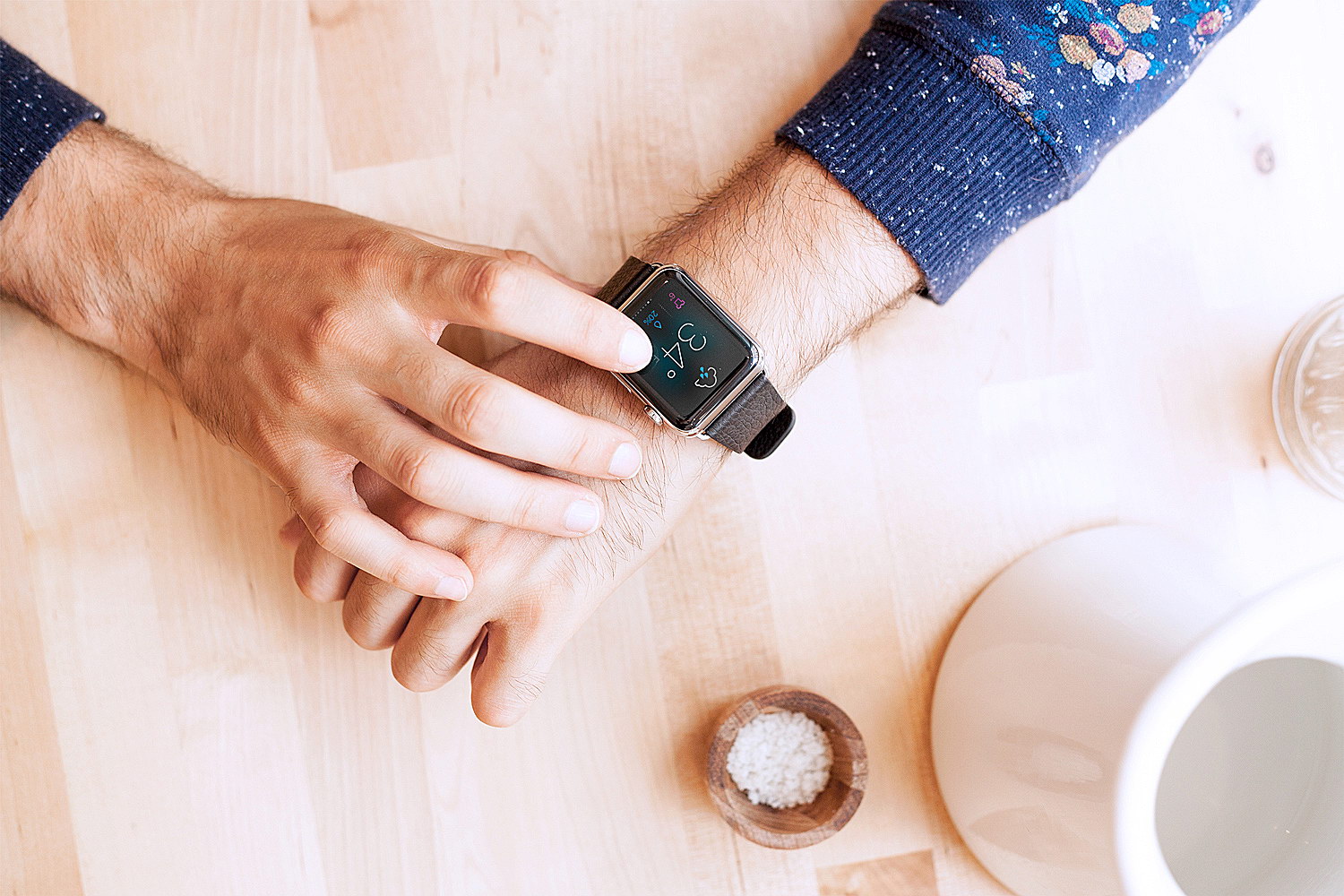 Download Apple Watch Mockup Free (9 PSD's) | Free Mockup