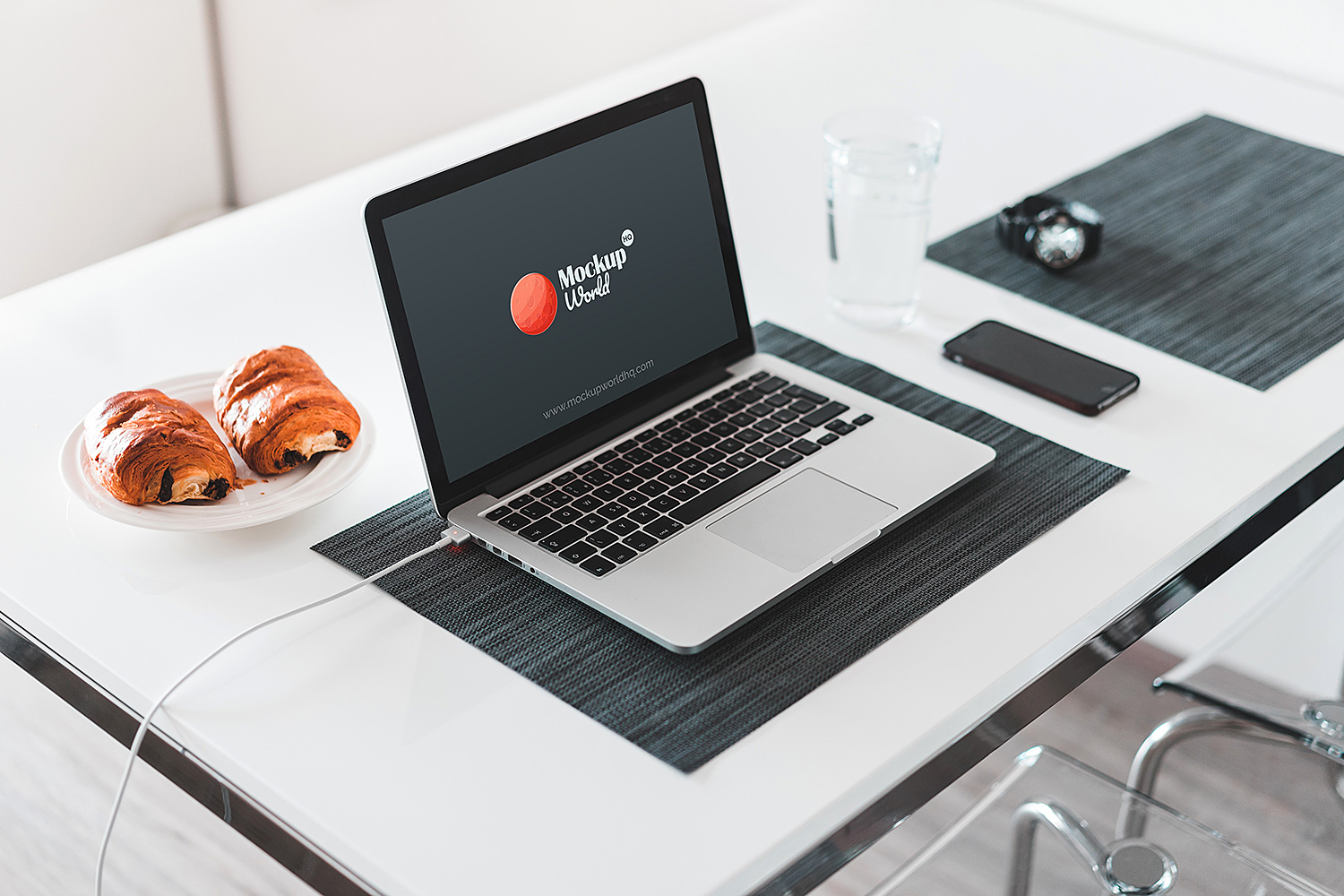 Download MacBook Pro Mockup PSD | Free Mockup