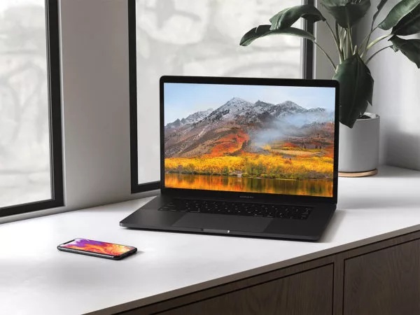 iPhone X and MacBook Pro Mockup