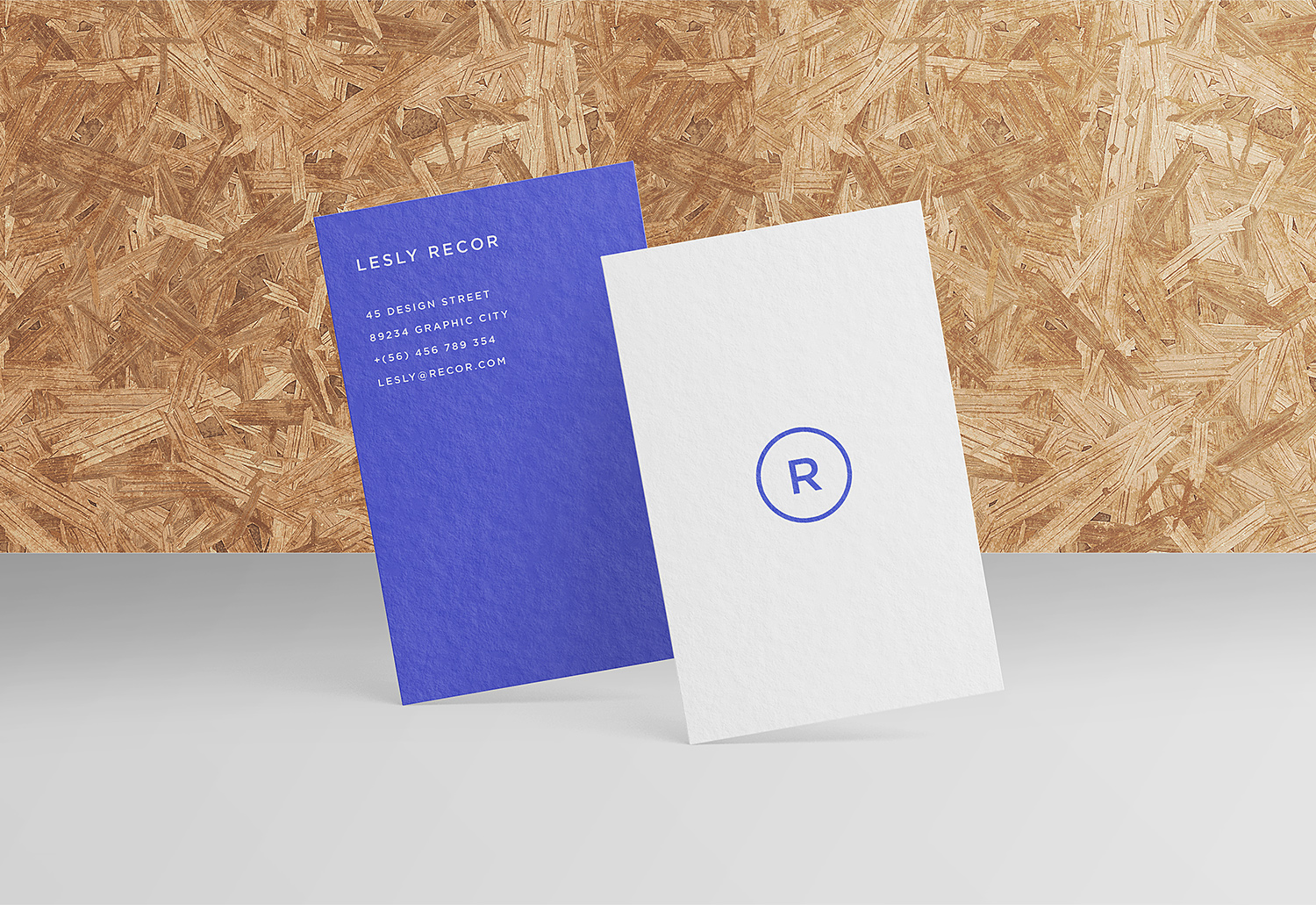 Free-Business-Card-Mockups-02