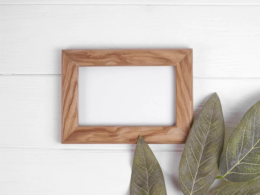 Minimalistic Frame Free Mockup