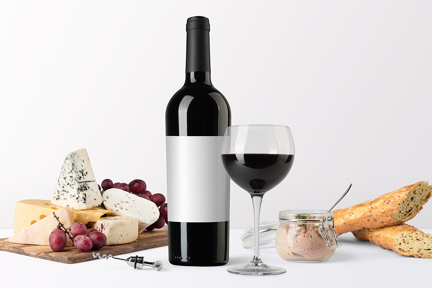 02-front-packaging-scene-free-mockup