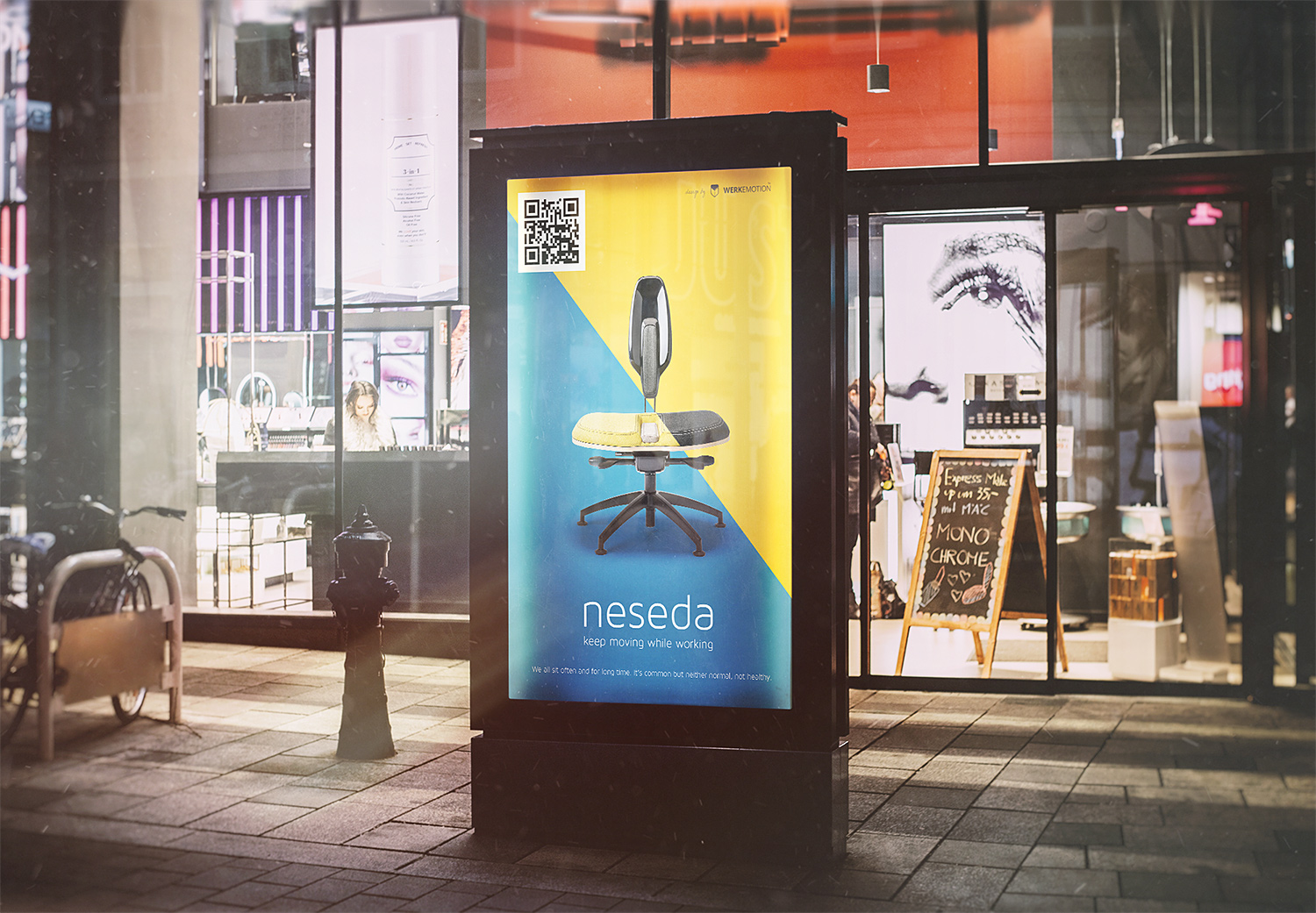 Outdoor City Light Ad Free Mockup | Free Mockup