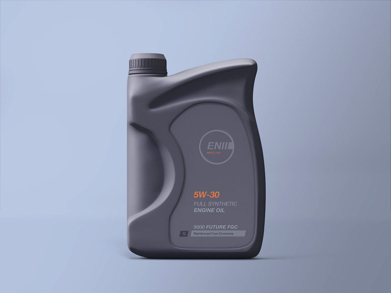Download Engine Oil Bottle Mockup | Free Mockup