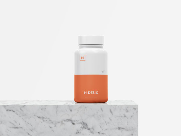 Free Pills Bottle Mockup