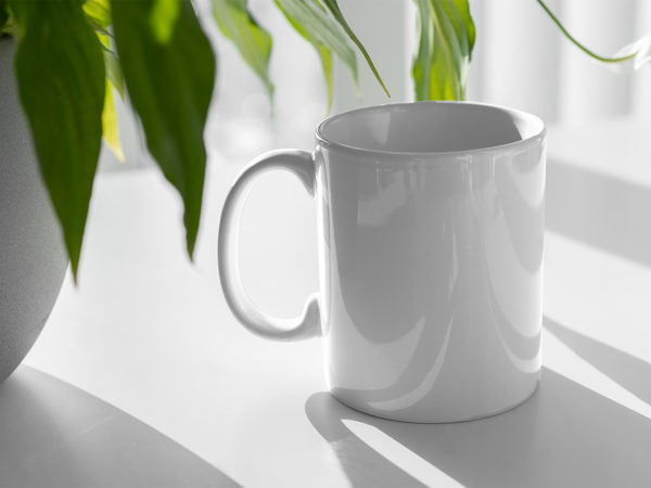 Free Mug PSD Mockup