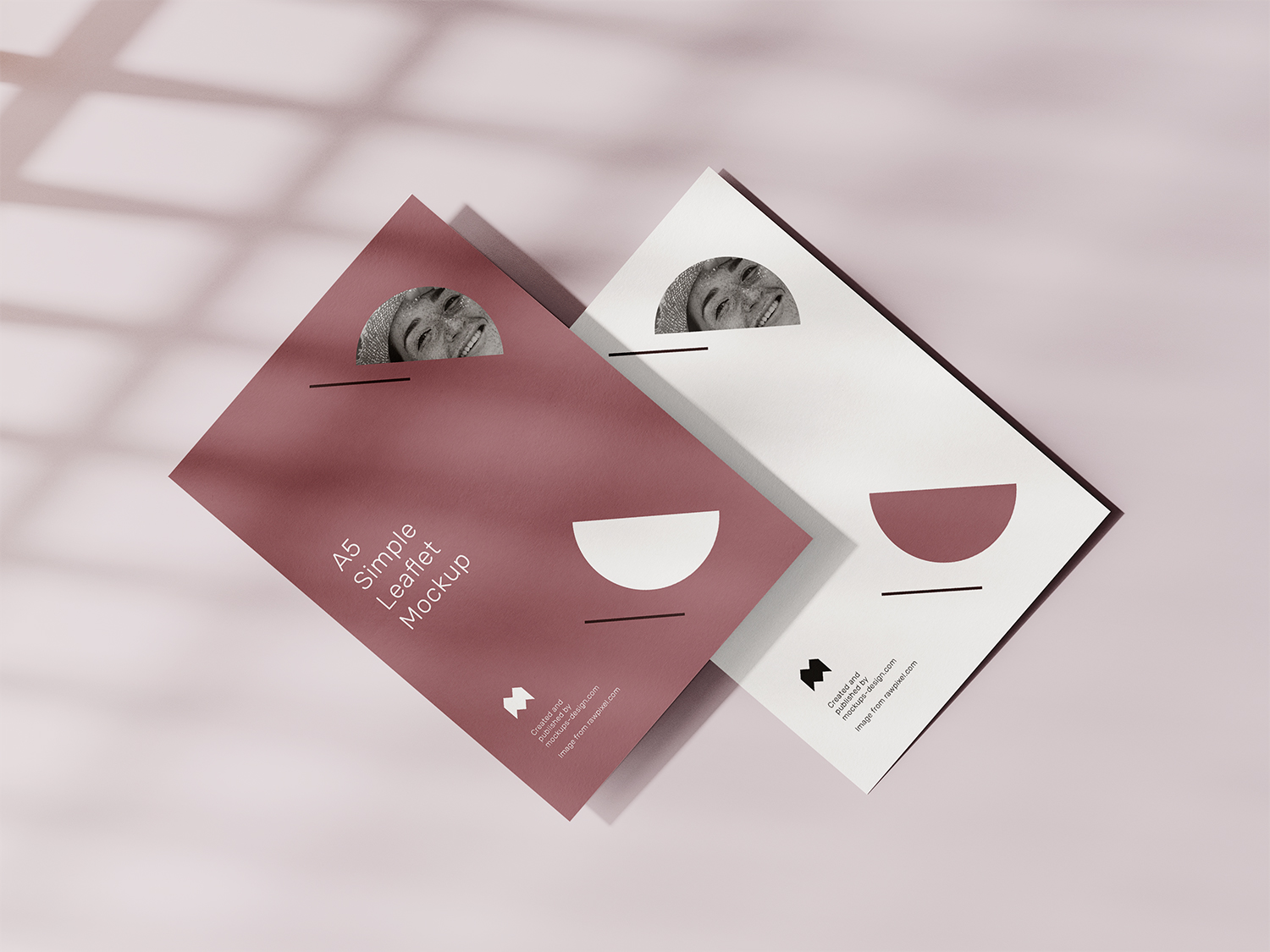 free-a5-leaflet-mockup