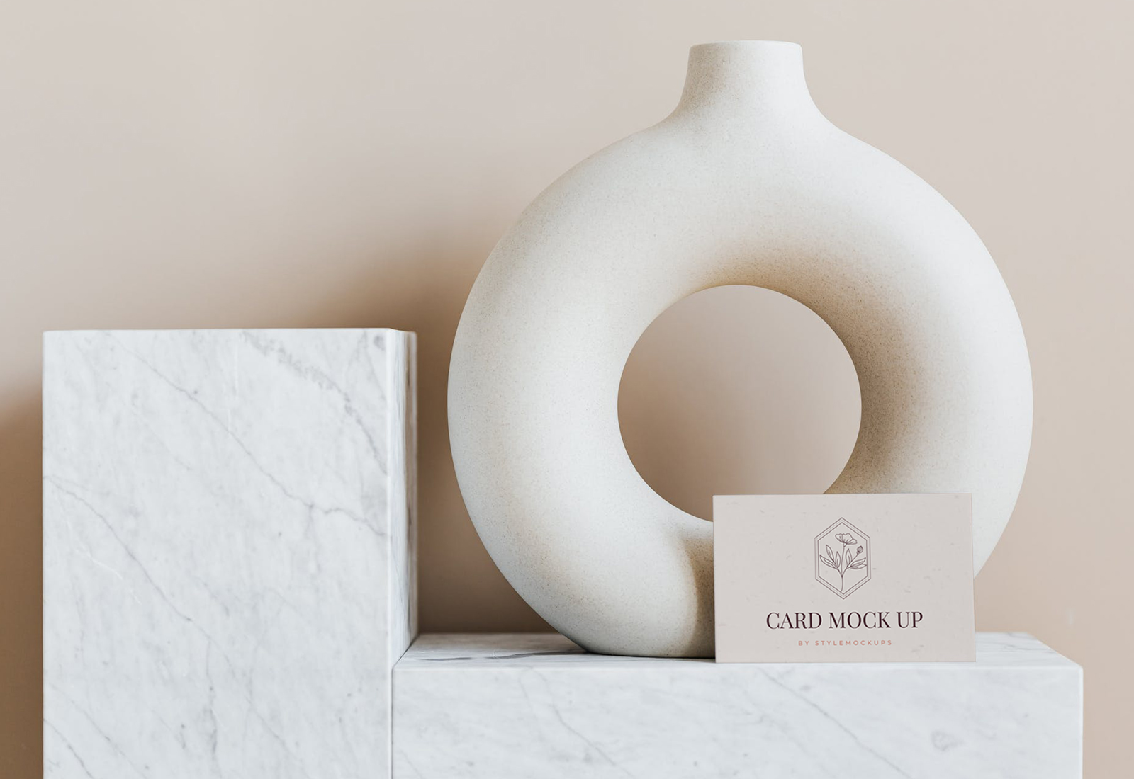 Download Minimal Business Card Free Mockup | Free Mockup