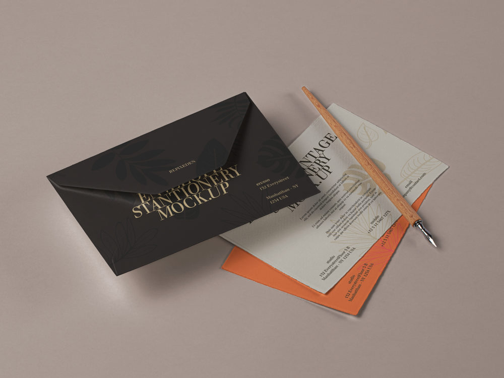 Envelope and invitation card stationery mockup | free mockup