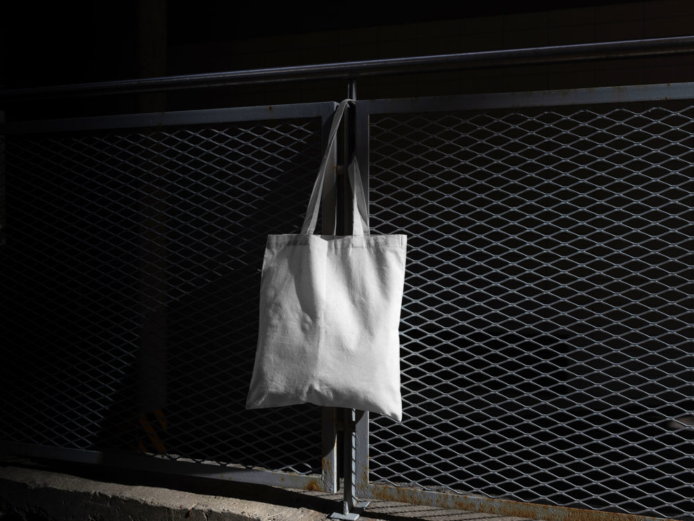 Tote Bag Free PSD Mockup