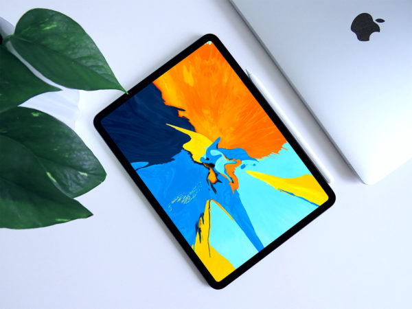 Apple iPad Pro PSD Free Mockup