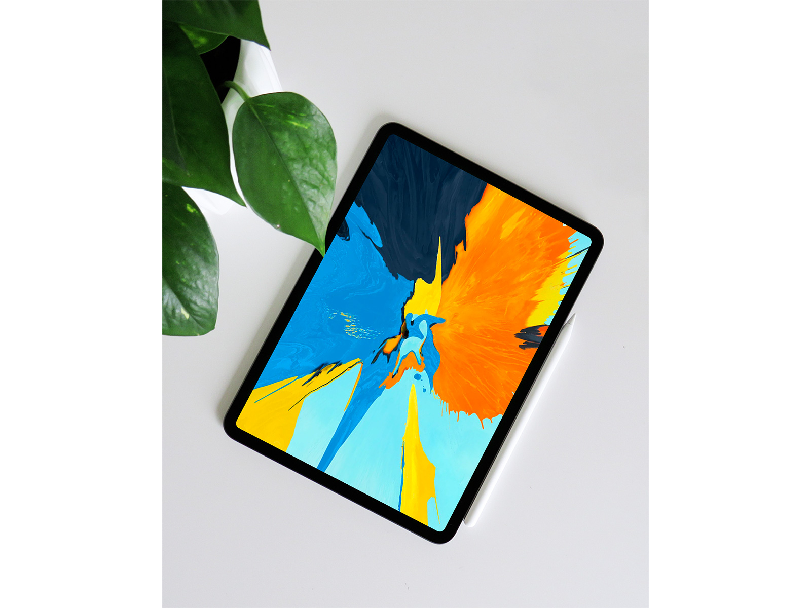 Apple iPad Pro PSD Free Mockup