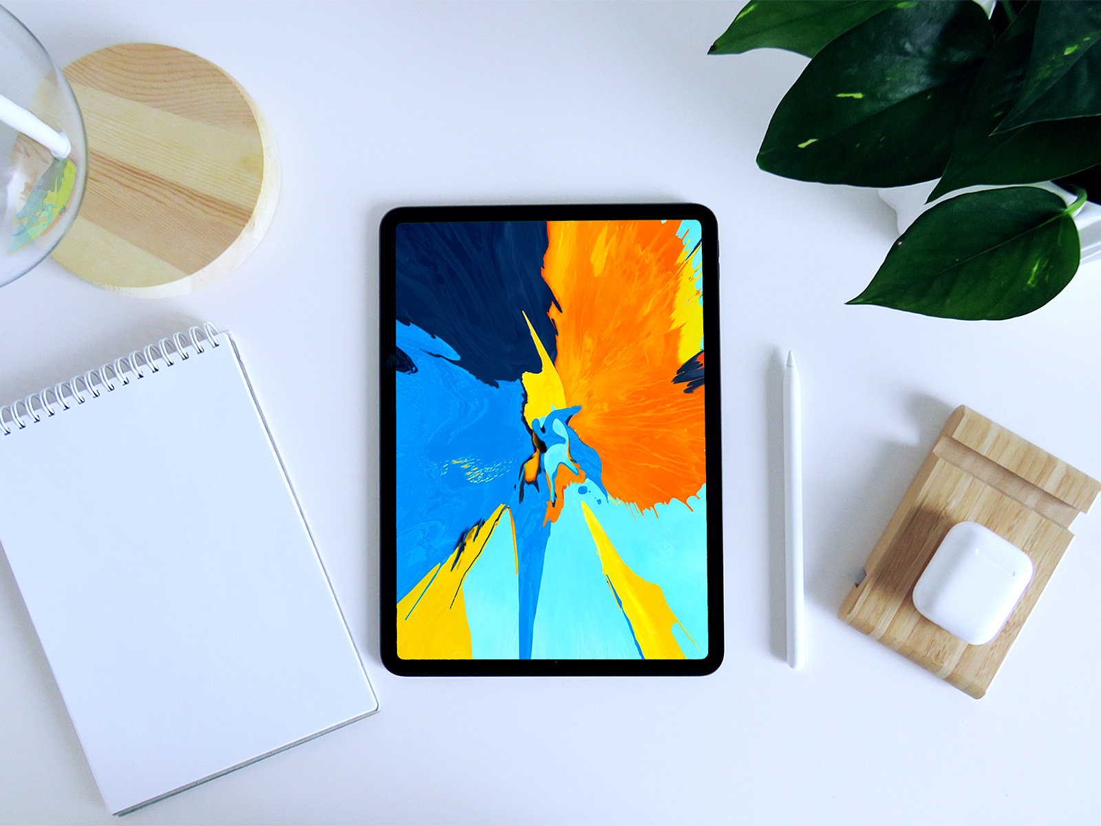 Apple iPad Pro PSD Free Mockup