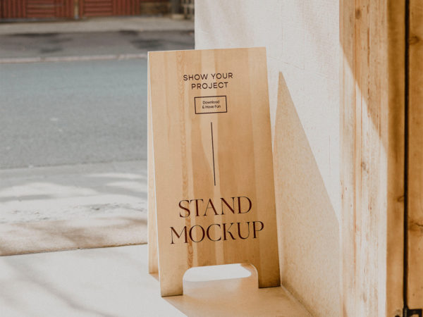 Wood stand free mockup psd | free mockup