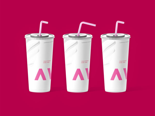 Free Paper Cups with Straw Mockup (PSD)