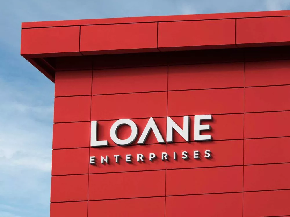 Building Logo Mockups: Elevate Your Brand Presence