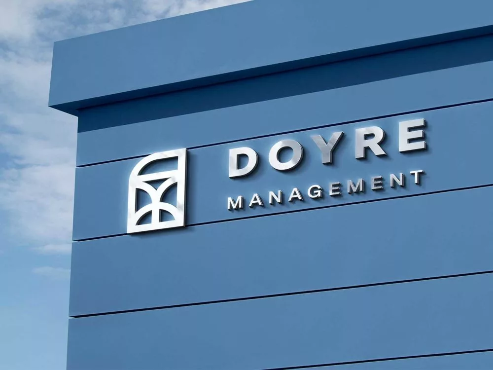 Building Logo Mockups: Elevate Your Brand Presence