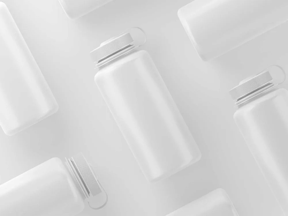 Free Sport Bottle Mockup