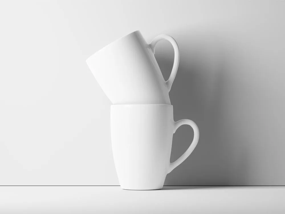 Free mug mockup set (PSD)