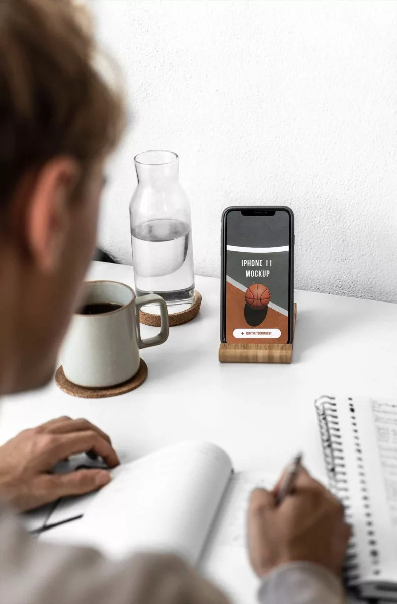iPhone 11 Pro UI/UX Mockup | Free Mockup