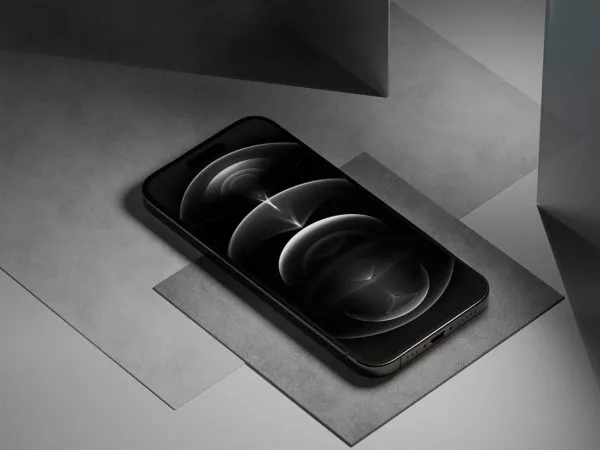 iPhone 15 Free Mockup (PSD, Figma)