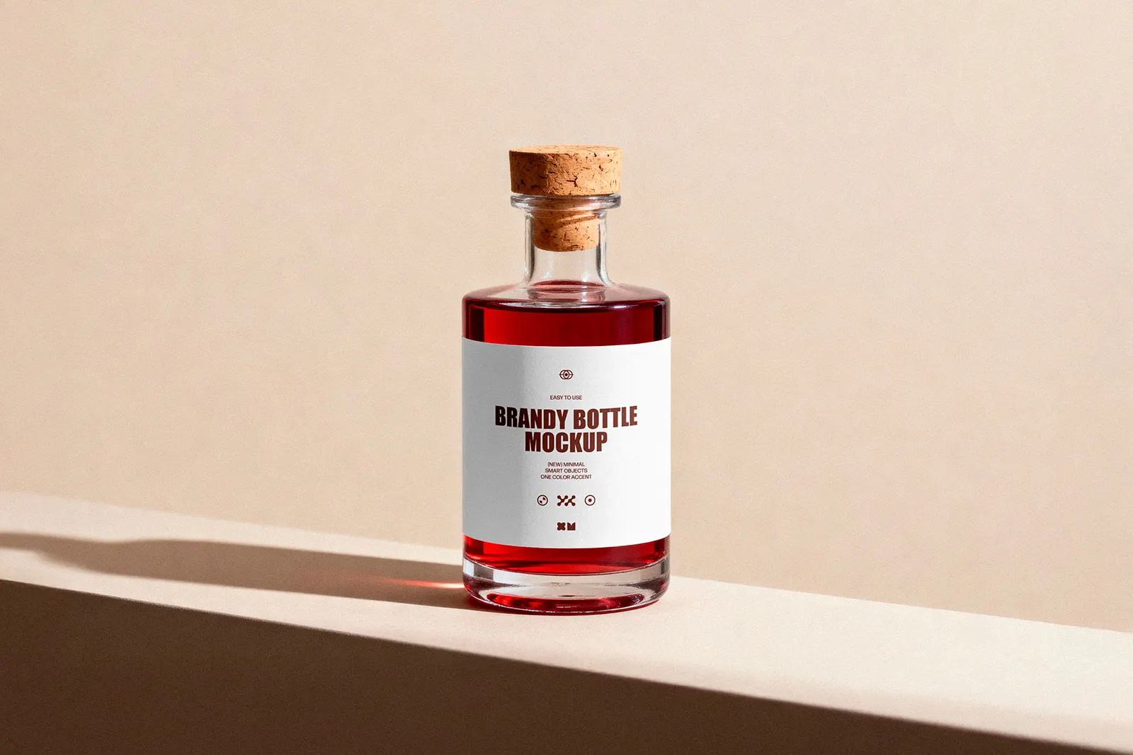 Clear Spirit Bottle Mockup (Liquor / Gin)